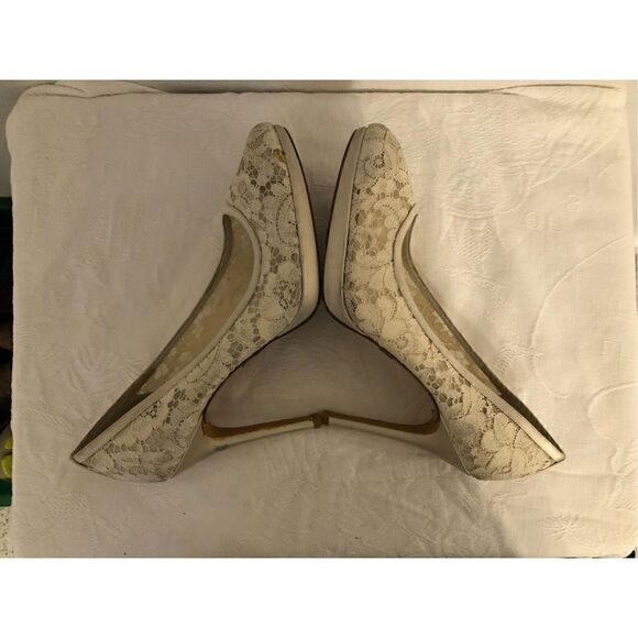 Vintage Stuart Weitzman Ivory Satin Lace Round Toe Wedding Pumps Heels 10 - Picture 12 of 15